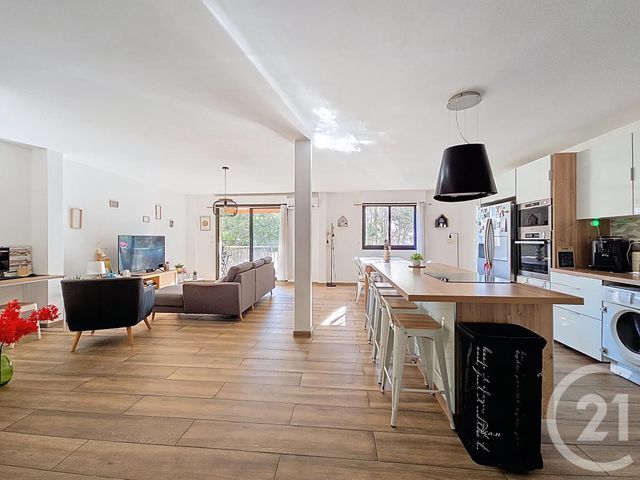 Appartement T4 à vendre - 4 pièces - 106.65 m2 - MARSEILLE - 13008 - PROVENCE-ALPES-COTE-D-AZUR - Century 21 Can Transactions