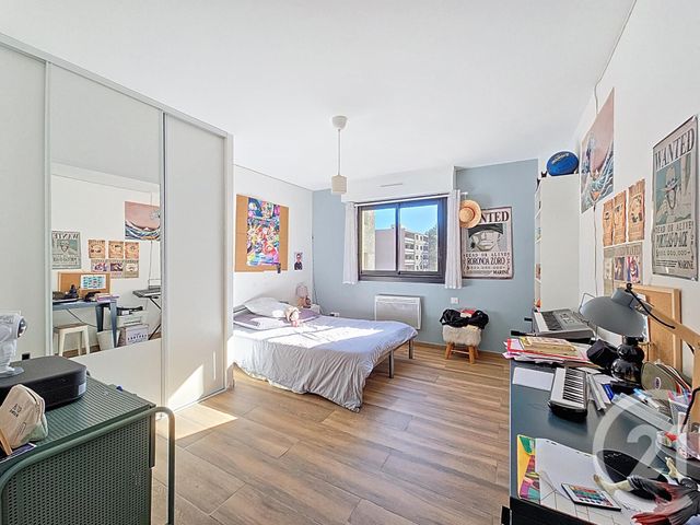 Appartement T4 à vendre - 4 pièces - 106.65 m2 - MARSEILLE - 13008 - PROVENCE-ALPES-COTE-D-AZUR - Century 21 Can Transactions