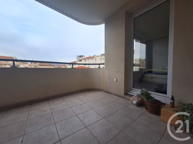 Appartement F2 à louer - 2 pièces - 32.82 m2 - MARSEILLE - 13008 - PROVENCE-ALPES-COTE-D-AZUR - Century 21 Can Transactions