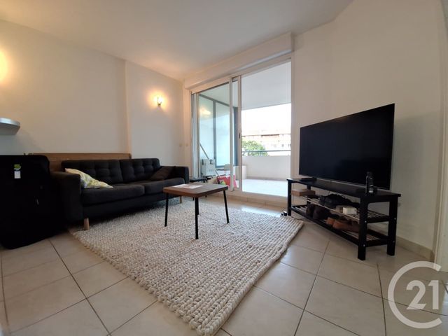 Appartement F2 à louer MARSEILLE