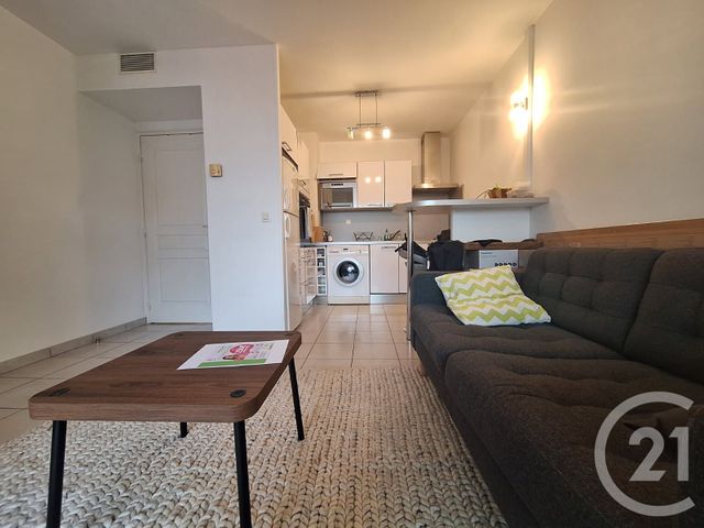 Appartement F2 à louer - 2 pièces - 32.82 m2 - MARSEILLE - 13008 - PROVENCE-ALPES-COTE-D-AZUR - Century 21 Can Transactions