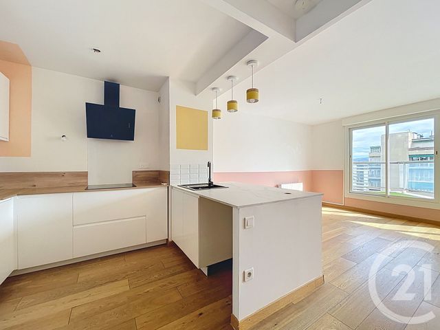 Appartement F4 à louer - 4 pièces - 80.0 m2 - MARSEILLE - 13008 - PROVENCE-ALPES-COTE-D-AZUR - Century 21 Can Transactions