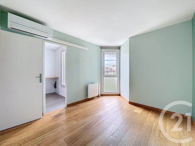 Appartement F4 à louer - 4 pièces - 80.0 m2 - MARSEILLE - 13008 - PROVENCE-ALPES-COTE-D-AZUR - Century 21 Can Transactions