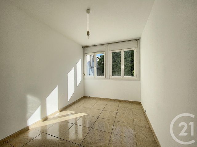 Appartement F3 à vendre - 3 pièces - 70.0 m2 - MARSEILLE - 13008 - PROVENCE-ALPES-COTE-D-AZUR - Century 21 Can Transactions