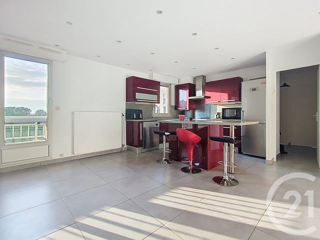 Appartement T3 à vendre - 3 pièces - 71.9 m2 - MARSEILLE - 13008 - PROVENCE-ALPES-COTE-D-AZUR - Century 21 Can Transactions