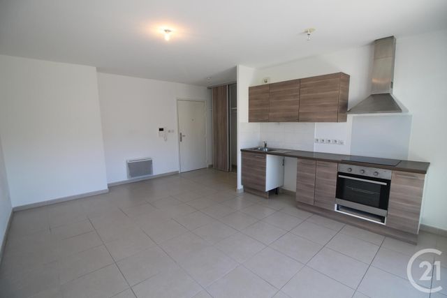 Appartement T3 à louer - 3 pièces - 54.7 m2 - MARSEILLE - 13008 - PROVENCE-ALPES-COTE-D-AZUR - Century 21 Can Transactions