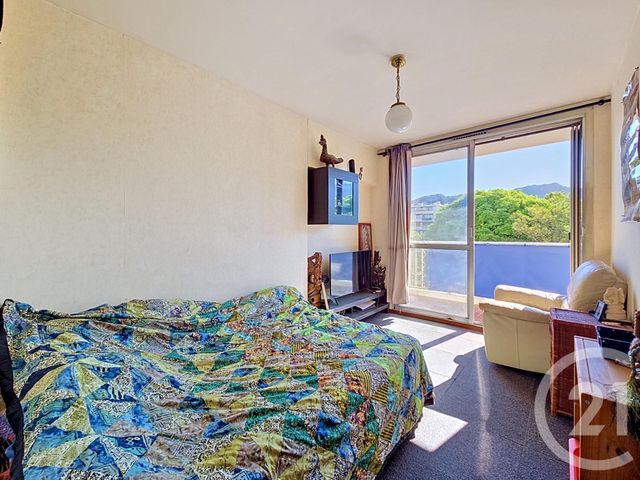 Appartement T3 à vendre - 3 pièces - 69.21 m2 - MARSEILLE - 13009 - PROVENCE-ALPES-COTE-D-AZUR - Century 21 Can Transactions