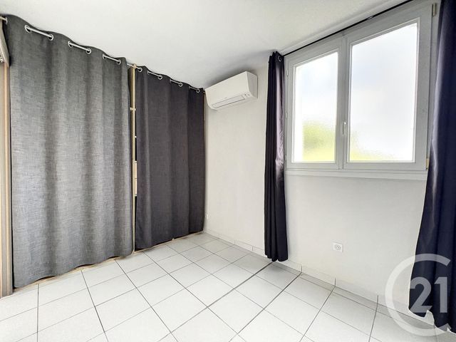 Appartement T2 à louer - 2 pièces - 34.27 m2 - MARSEILLE - 13009 - PROVENCE-ALPES-COTE-D-AZUR - Century 21 Can Transactions