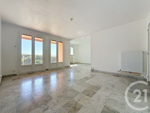 Appartement T3 à vendre - 4 pièces - 80.0 m2 - MARSEILLE - 13008 - PROVENCE-ALPES-COTE-D-AZUR - Century 21 Can Transactions