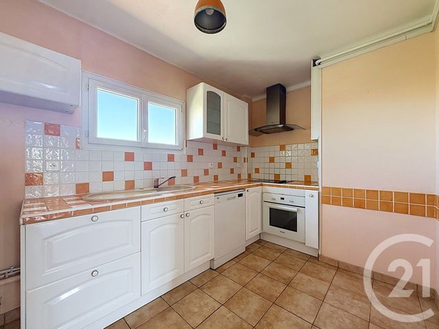 Appartement T3 à vendre - 4 pièces - 80.0 m2 - MARSEILLE - 13008 - PROVENCE-ALPES-COTE-D-AZUR - Century 21 Can Transactions