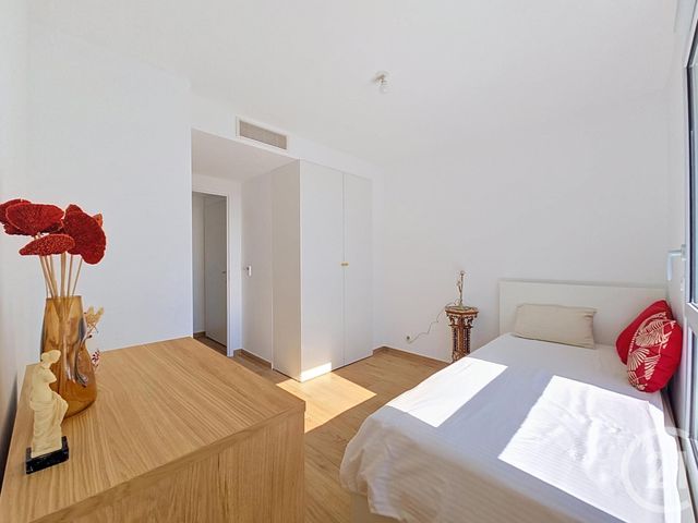 Appartement T4 à vendre - 4 pièces - 91.4 m2 - MARSEILLE - 13008 - PROVENCE-ALPES-COTE-D-AZUR - Century 21 Can Transactions