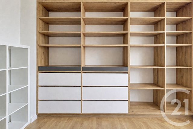 Appartement F5 à vendre - 5 pièces - 112.03 m2 - MARSEILLE - 13009 - PROVENCE-ALPES-COTE-D-AZUR - Century 21 Can Transactions