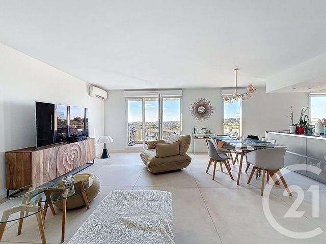 Appartement F5 à vendre - 5 pièces - 112.03 m2 - MARSEILLE - 13009 - PROVENCE-ALPES-COTE-D-AZUR - Century 21 Can Transactions