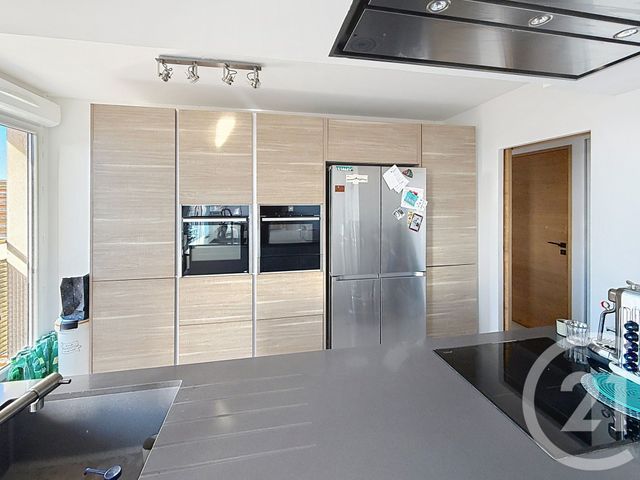 Appartement F5 à vendre - 5 pièces - 112.03 m2 - MARSEILLE - 13009 - PROVENCE-ALPES-COTE-D-AZUR - Century 21 Can Transactions