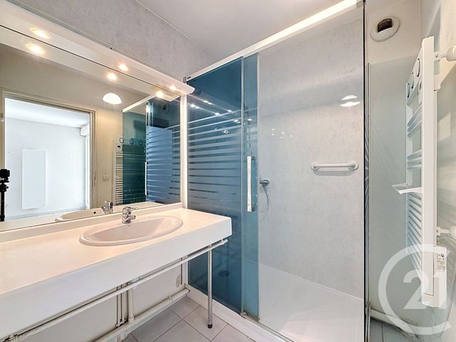Appartement T2 à vendre - 2 pièces - 45.65 m2 - MARSEILLE - 13008 - PROVENCE-ALPES-COTE-D-AZUR - Century 21 Can Transactions