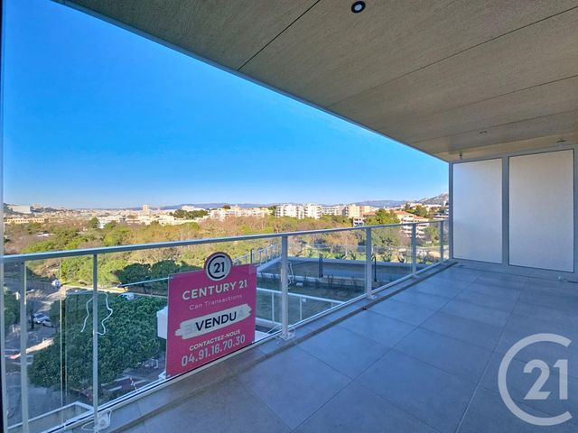 Appartement T2 à vendre - 2 pièces - 37.5 m2 - MARSEILLE - 13008 - PROVENCE-ALPES-COTE-D-AZUR - Century 21 Can Transactions