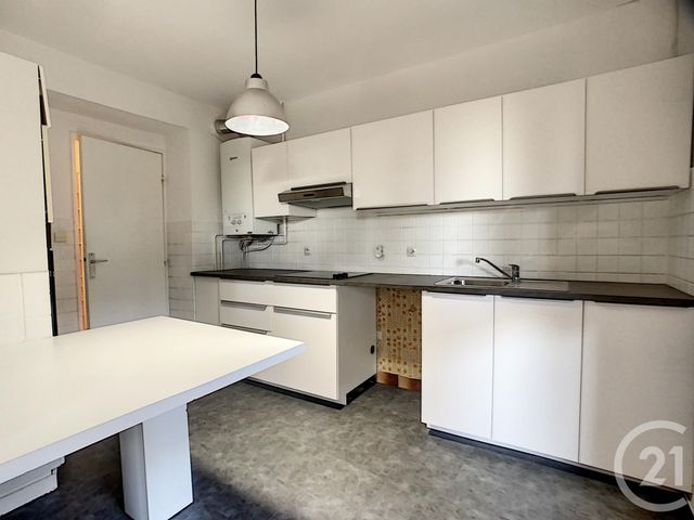 Appartement T5 à louer - 5 pièces - 98.24 m2 - MARSEILLE - 13009 - PROVENCE-ALPES-COTE-D-AZUR - Century 21 Can Transactions