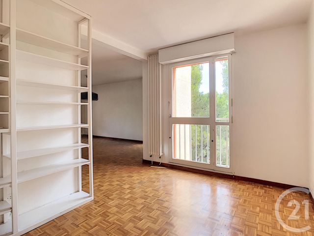 Appartement T5 à louer - 5 pièces - 98.24 m2 - MARSEILLE - 13009 - PROVENCE-ALPES-COTE-D-AZUR - Century 21 Can Transactions