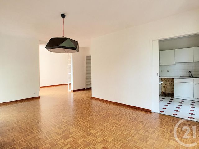 Appartement T5 à louer - 5 pièces - 98.24 m2 - MARSEILLE - 13009 - PROVENCE-ALPES-COTE-D-AZUR - Century 21 Can Transactions