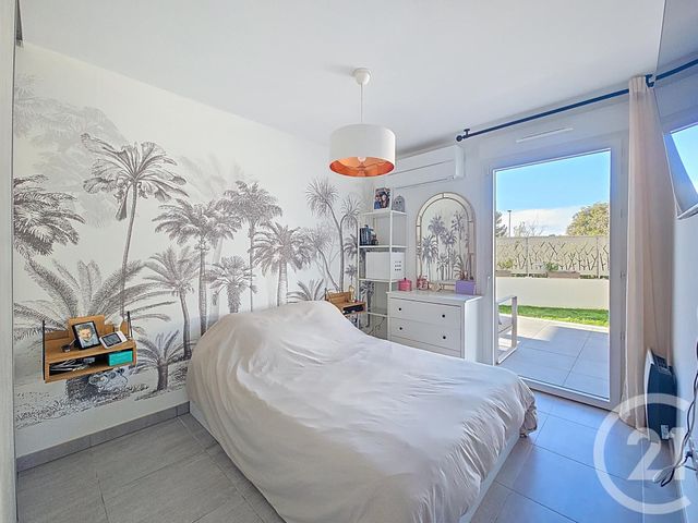 Appartement T3 à vendre - 3 pièces - 60.0 m2 - MARSEILLE - 13009 - PROVENCE-ALPES-COTE-D-AZUR - Century 21 Can Transactions