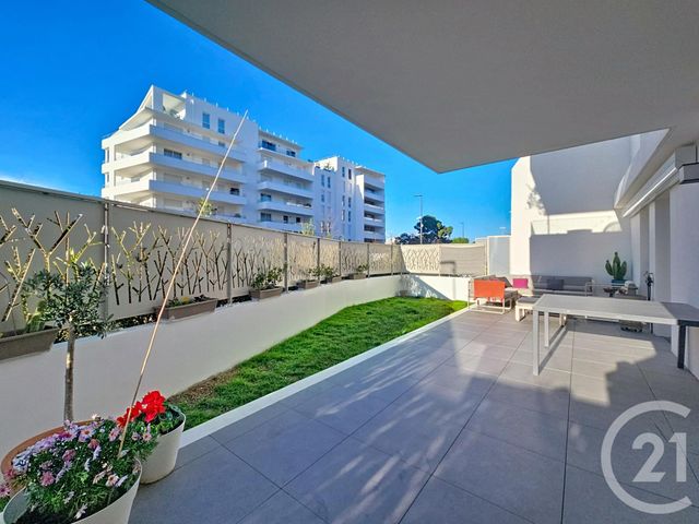 Appartement T3 à vendre - 3 pièces - 60.0 m2 - MARSEILLE - 13009 - PROVENCE-ALPES-COTE-D-AZUR - Century 21 Can Transactions