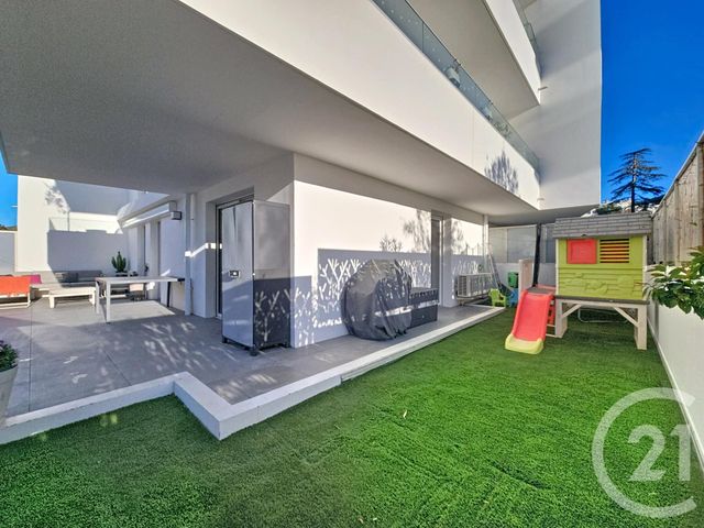 Appartement T3 à vendre - 3 pièces - 60.0 m2 - MARSEILLE - 13009 - PROVENCE-ALPES-COTE-D-AZUR - Century 21 Can Transactions