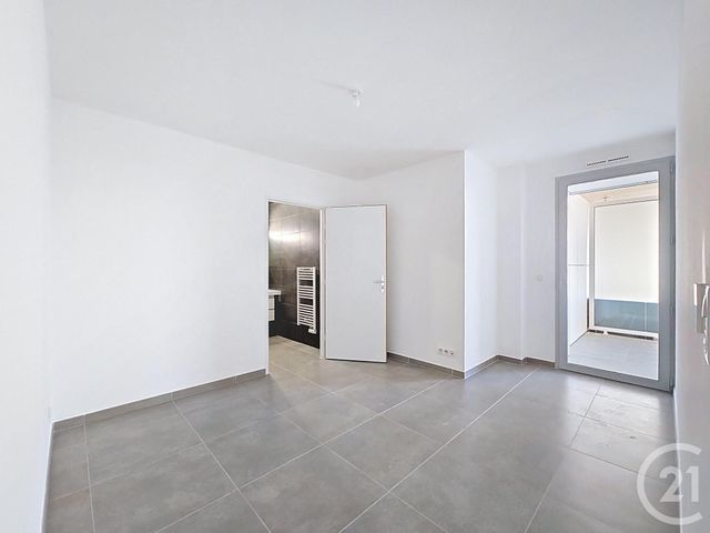 Appartement T2 à vendre - 2 pièces - 35.2 m2 - MARSEILLE - 13008 - PROVENCE-ALPES-COTE-D-AZUR - Century 21 Can Transactions