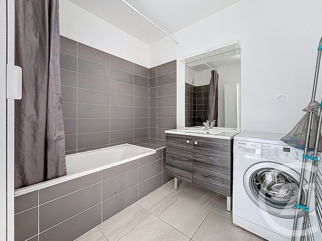 Appartement F2 à louer - 2 pièces - 42.0 m2 - MARSEILLE - 13009 - PROVENCE-ALPES-COTE-D-AZUR - Century 21 Can Transactions