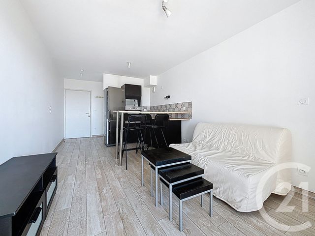 Appartement F2 à louer - 2 pièces - 42.0 m2 - MARSEILLE - 13009 - PROVENCE-ALPES-COTE-D-AZUR - Century 21 Can Transactions