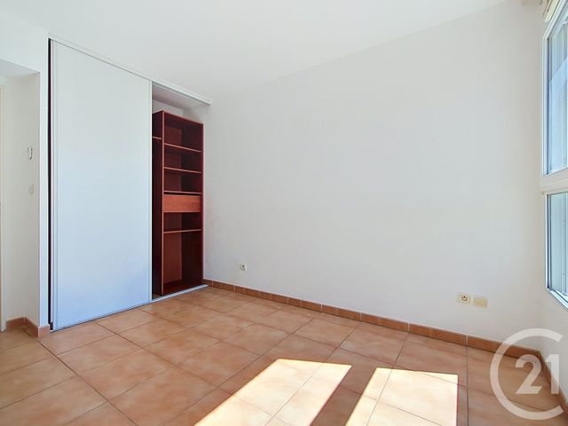 Appartement T3 à vendre - 3 pièces - 51.2 m2 - MARSEILLE - 13008 - PROVENCE-ALPES-COTE-D-AZUR - Century 21 Can Transactions