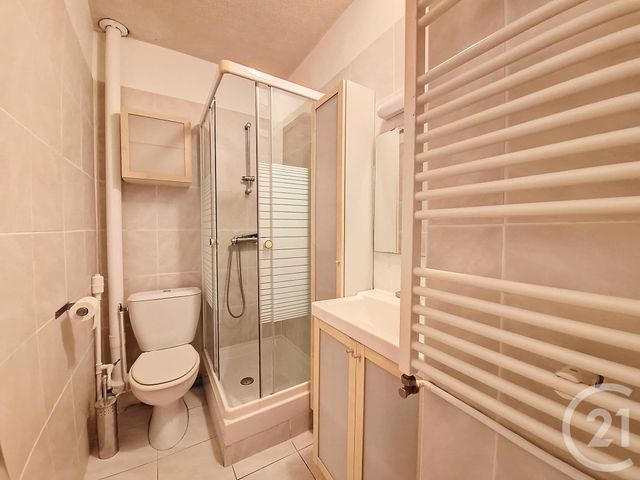 Appartement T2 à louer - 2 pièces - 39.9 m2 - MARSEILLE - 13008 - PROVENCE-ALPES-COTE-D-AZUR - Century 21 Can Transactions