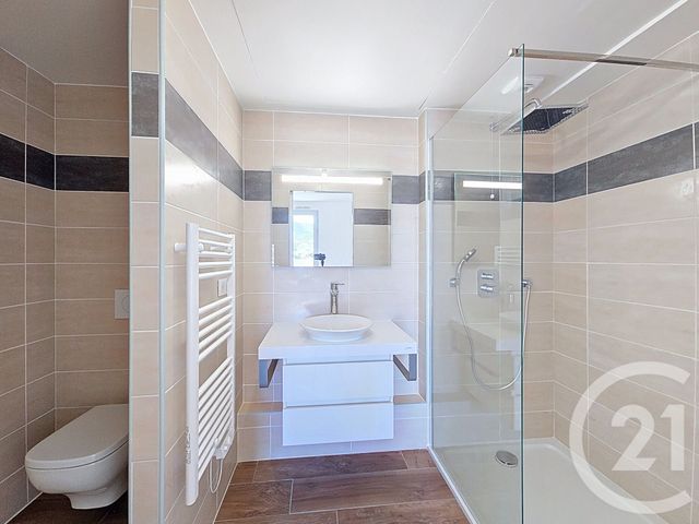 Appartement T4 à vendre - 4 pièces - 91.1 m2 - MARSEILLE - 13008 - PROVENCE-ALPES-COTE-D-AZUR - Century 21 Can Transactions