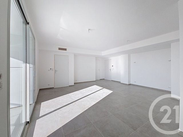 Appartement T4 à vendre - 4 pièces - 91.1 m2 - MARSEILLE - 13008 - PROVENCE-ALPES-COTE-D-AZUR - Century 21 Can Transactions