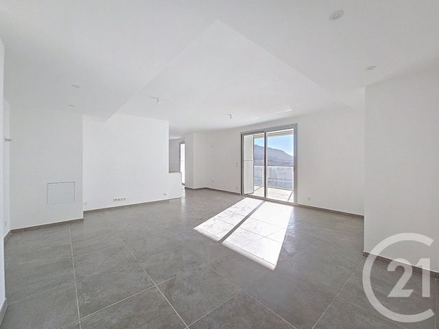 Appartement T4 à vendre - 4 pièces - 91.1 m2 - MARSEILLE - 13008 - PROVENCE-ALPES-COTE-D-AZUR - Century 21 Can Transactions