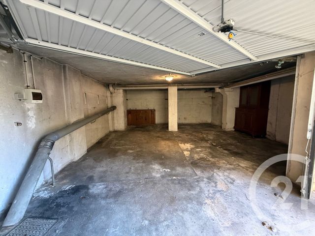 parking - MARSEILLE - 13005