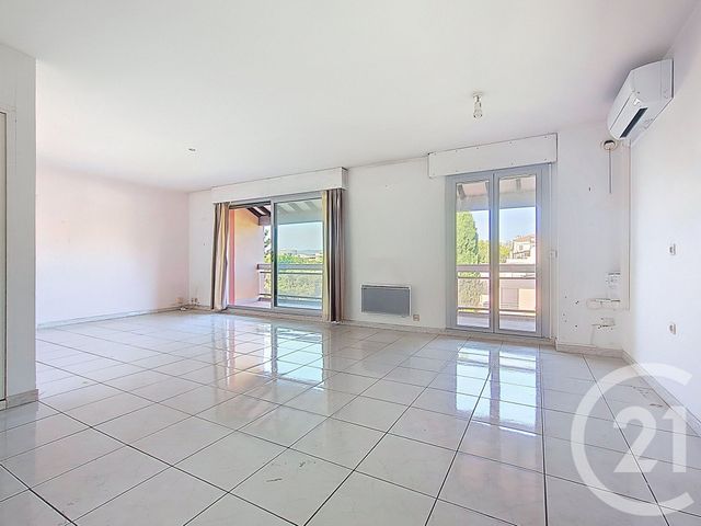 Appartement T3 à vendre - 3 pièces - 79.5 m2 - MARSEILLE - 13008 - PROVENCE-ALPES-COTE-D-AZUR - Century 21 Can Transactions