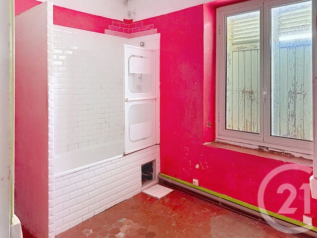 Appartement F4 à vendre - 2 pièces - 88.0 m2 - MARSEILLE - 13007 - PROVENCE-ALPES-COTE-D-AZUR - Century 21 Can Transactions