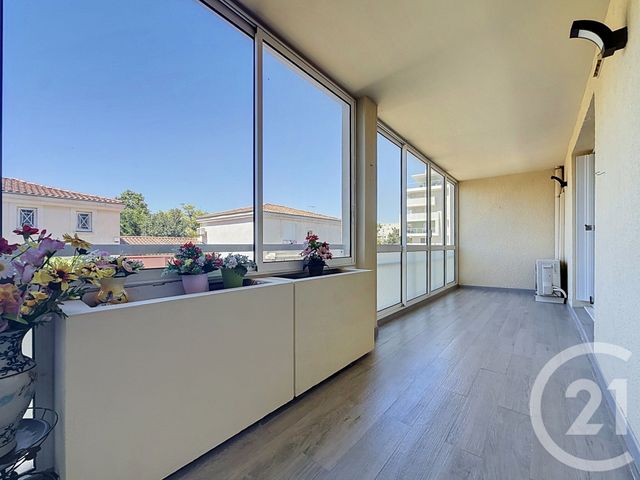 Appartement T3 à vendre - 3 pièces - 81.45 m2 - MARSEILLE - 13008 - PROVENCE-ALPES-COTE-D-AZUR - Century 21 Can Transactions