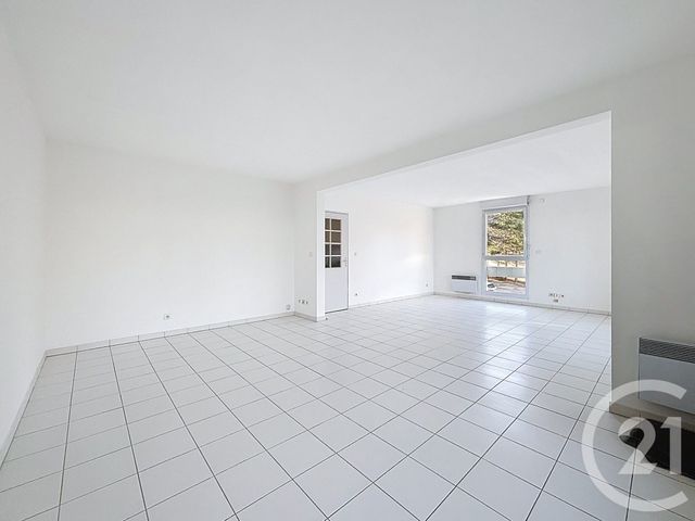 Appartement à louer - 3 pièces - 87.87 m2 - MARSEILLE - 13008 - PROVENCE-ALPES-COTE-D-AZUR - Century 21 Can Transactions