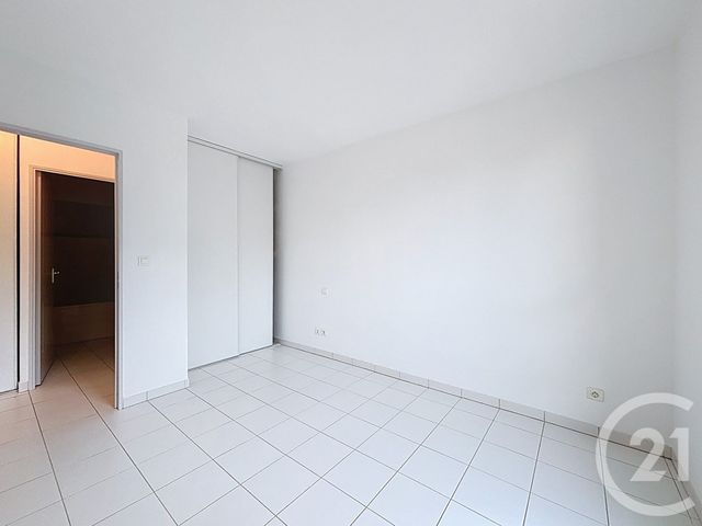 Appartement à louer - 3 pièces - 87.87 m2 - MARSEILLE - 13008 - PROVENCE-ALPES-COTE-D-AZUR - Century 21 Can Transactions