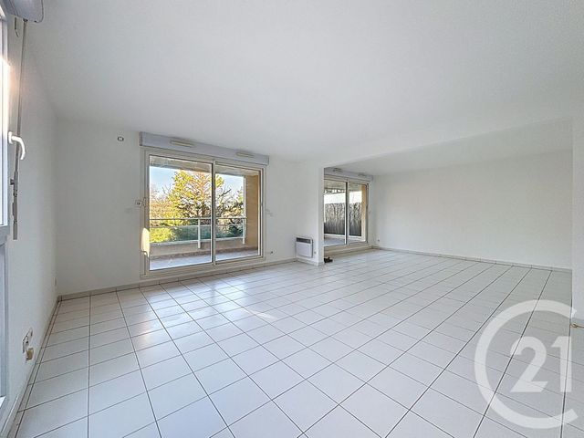 Appartement à louer - 3 pièces - 87.87 m2 - MARSEILLE - 13008 - PROVENCE-ALPES-COTE-D-AZUR - Century 21 Can Transactions