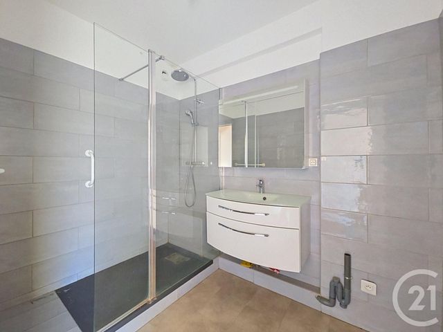 Appartement T4 à vendre - 4 pièces - 86.72 m2 - MARSEILLE - 13009 - PROVENCE-ALPES-COTE-D-AZUR - Century 21 Can Transactions
