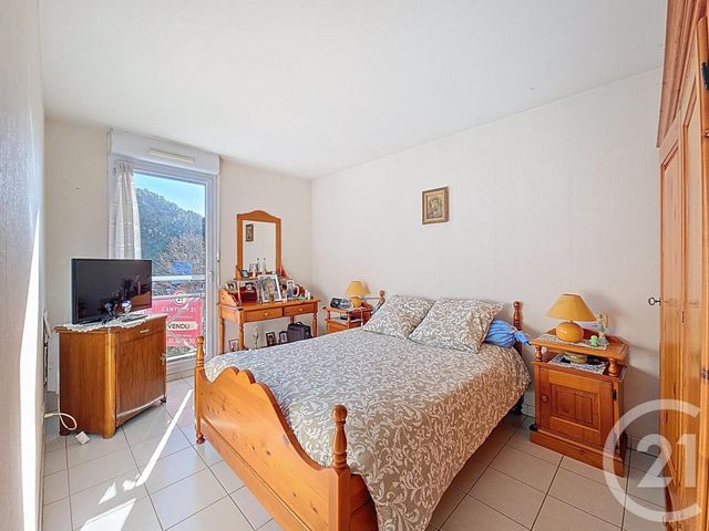 Appartement T3 à vendre - 3 pièces - 71.15 m2 - MARSEILLE - 13009 - PROVENCE-ALPES-COTE-D-AZUR - Century 21 Can Transactions