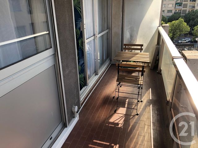 Appartement T1 à louer - 2 pièces - 34.0 m2 - MARSEILLE - 13008 - PROVENCE-ALPES-COTE-D-AZUR - Century 21 Can Transactions