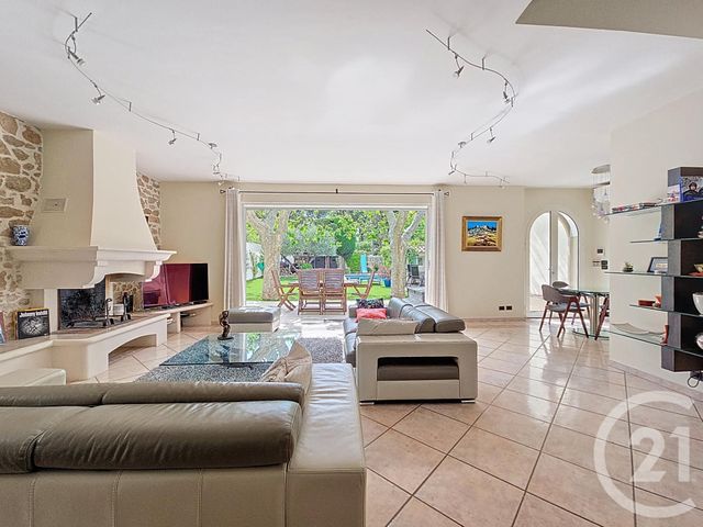 maison à vendre - 5 pièces - 155.92 m2 - MARSEILLE - 13008 - PROVENCE-ALPES-COTE-D-AZUR - Century 21 Can Transactions