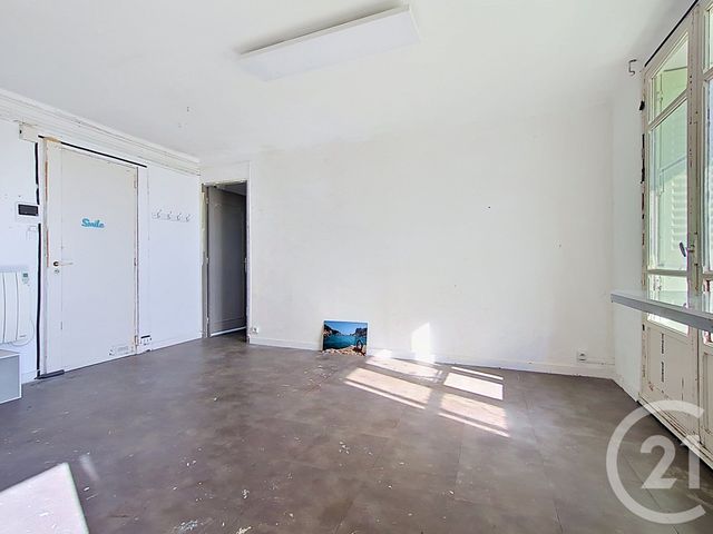 Appartement T3 à vendre - 3 pièces - 51.0 m2 - MARSEILLE - 13009 - PROVENCE-ALPES-COTE-D-AZUR - Century 21 Can Transactions