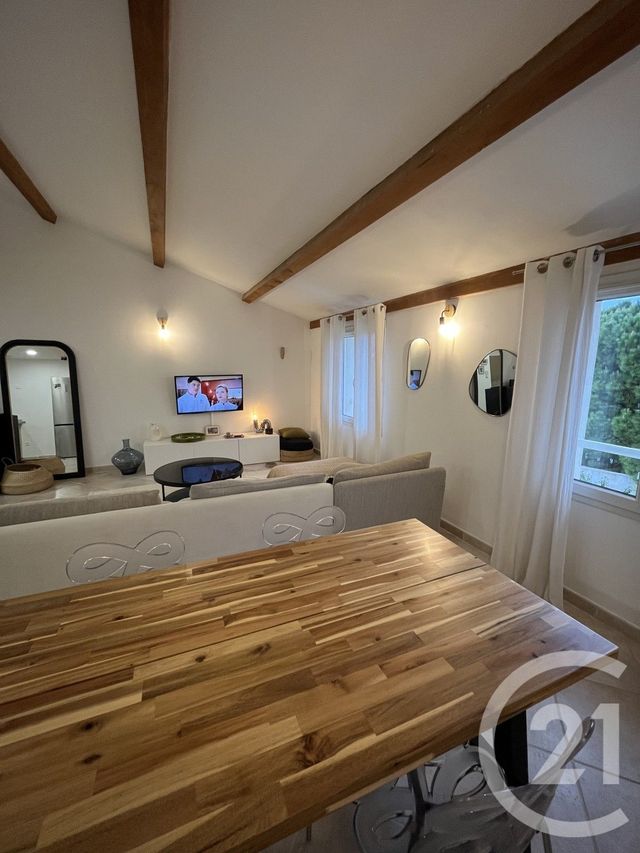 Appartement F2 à louer - 2 pièces - 60.0 m2 - MARSEILLE - 13008 - PROVENCE-ALPES-COTE-D-AZUR - Century 21 Can Transactions