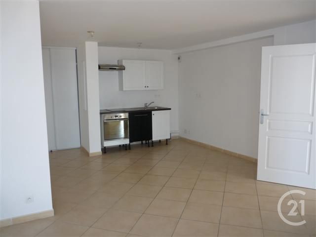 Appartement F3 à louer - 3 pièces - 58.0 m2 - MARSEILLE - 13008 - PROVENCE-ALPES-COTE-D-AZUR - Century 21 Can Transactions