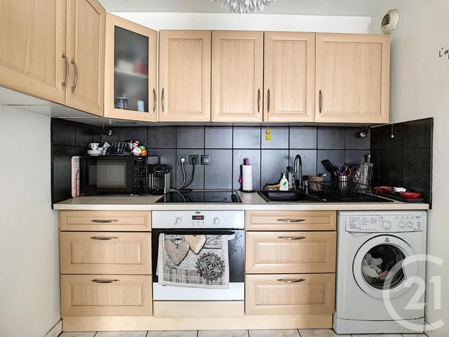 Appartement T2 à louer - 2 pièces - 41.52 m2 - MARSEILLE - 13010 - PROVENCE-ALPES-COTE-D-AZUR - Century 21 Can Transactions