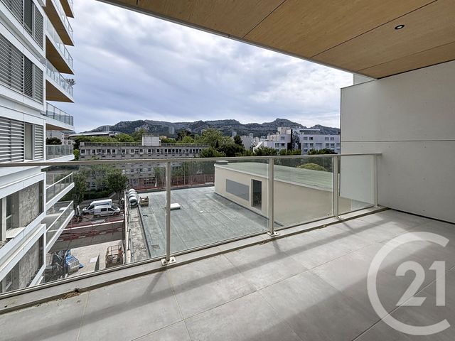 Appartement à louer - 3 pièces - 64.43 m2 - MARSEILLE - 13008 - PROVENCE-ALPES-COTE-D-AZUR - Century 21 Can Transactions